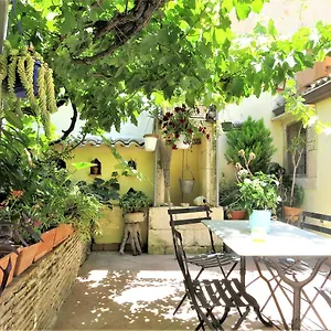 https://la-casa-delle-fate-syracuse.sicilyhotelsitaly.net